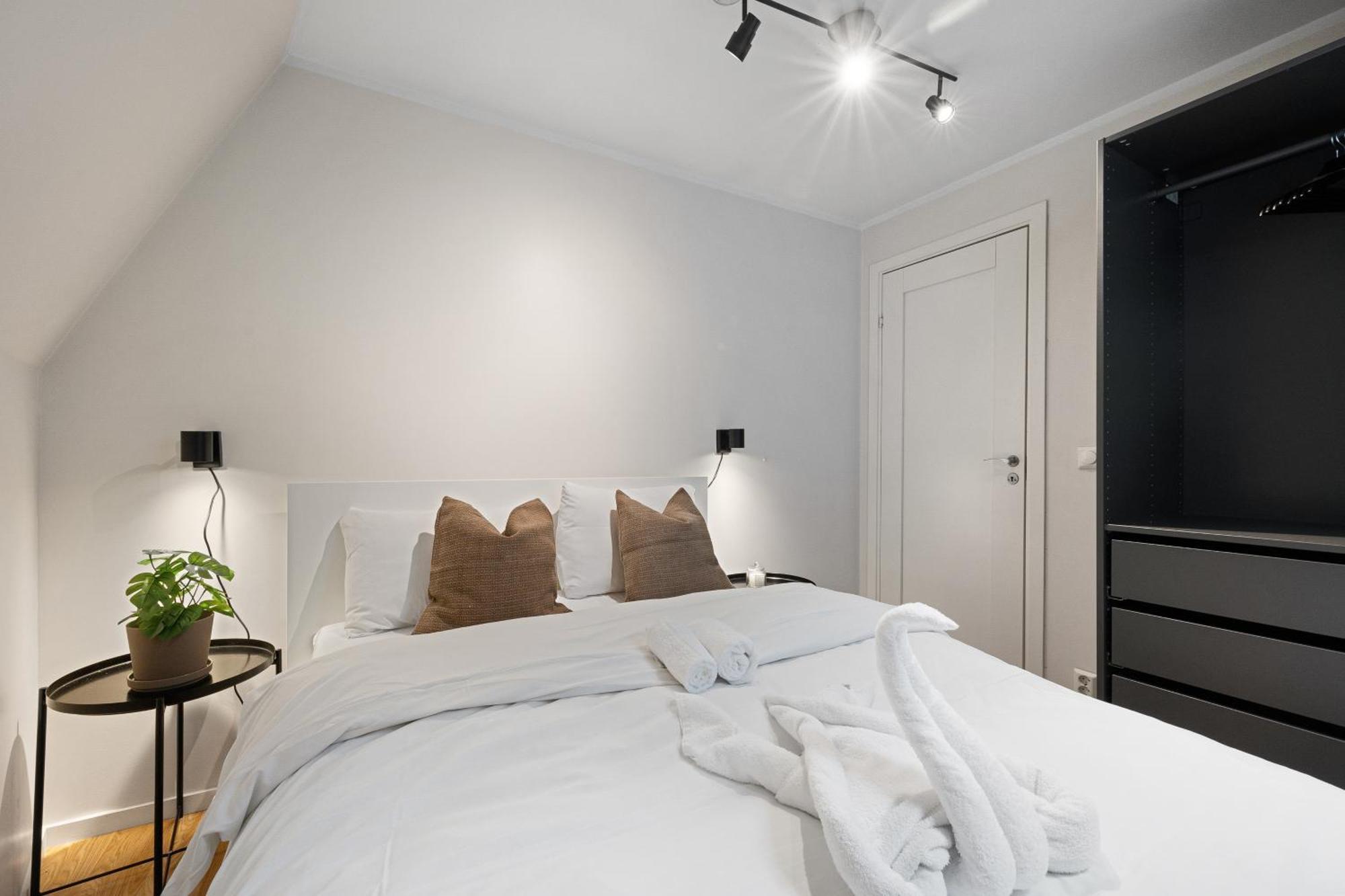 ベルゲン100Sqm 5Br Behind Bryggen - King Beds - Family Friendlyアパートメント エクステリア 写真