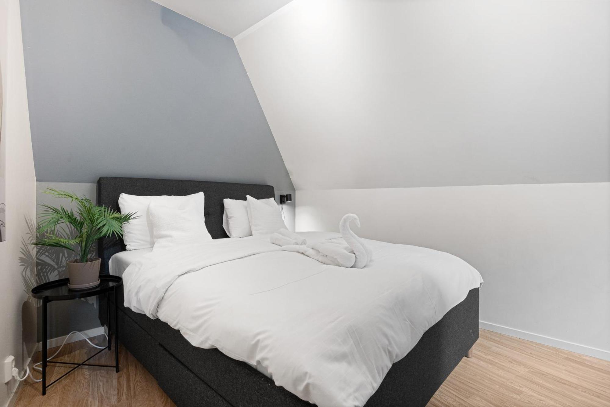 ベルゲン100Sqm 5Br Behind Bryggen - King Beds - Family Friendlyアパートメント エクステリア 写真