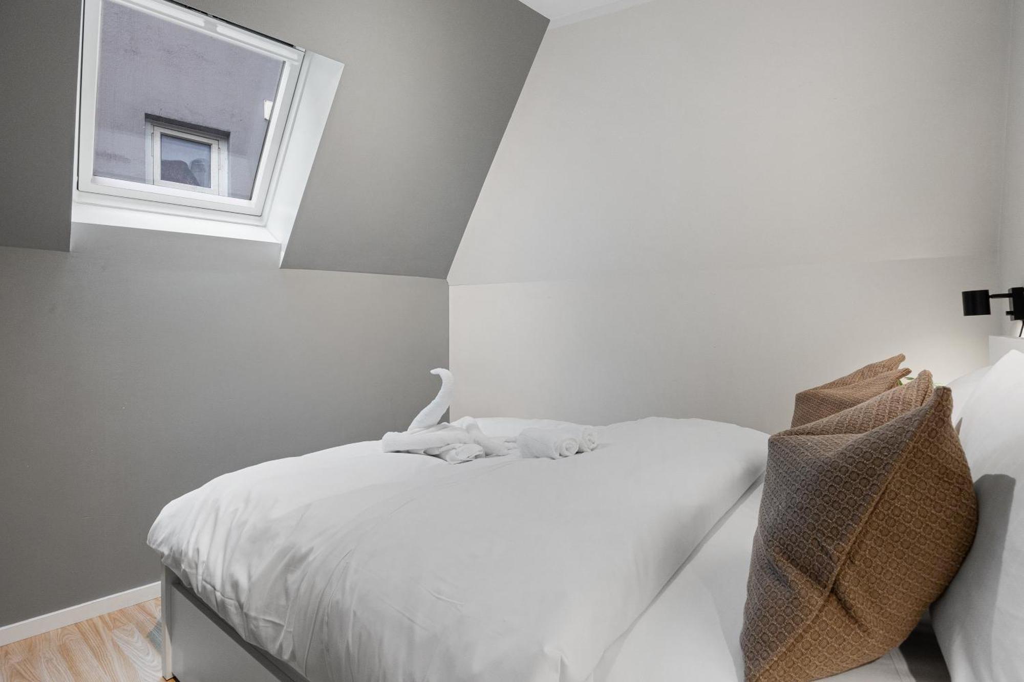 ベルゲン100Sqm 5Br Behind Bryggen - King Beds - Family Friendlyアパートメント エクステリア 写真